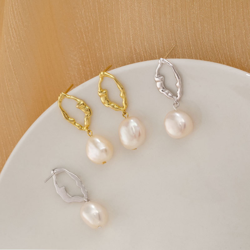 Pendientes Irregulares De Perlas De Plata