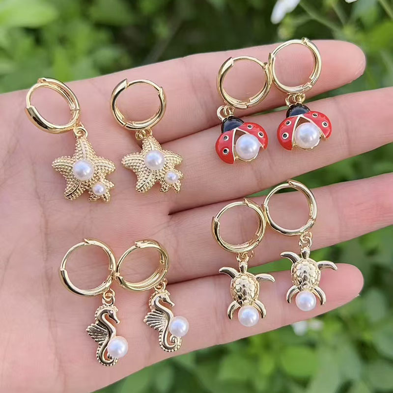 Pendientes De Caballito De Mar Con Insectos Y Estrellas De Mar Bañados En Cobre Y Oro
