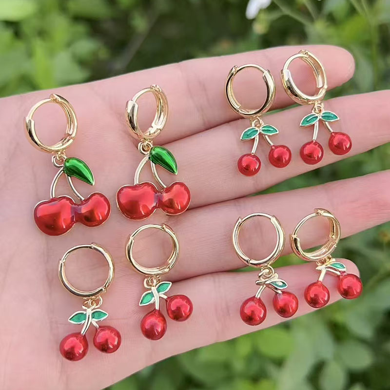Pendientes De Aro Con Forma De Cereza De Cobre Bañados En Oro