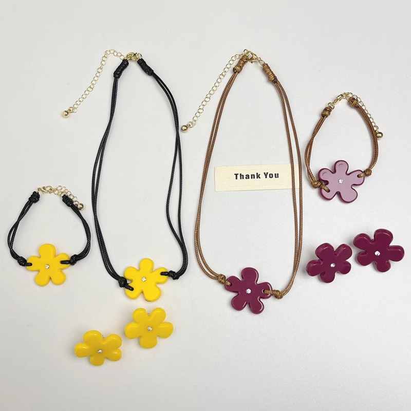 Pulsera De Diamantes Con Flores Acrílicas