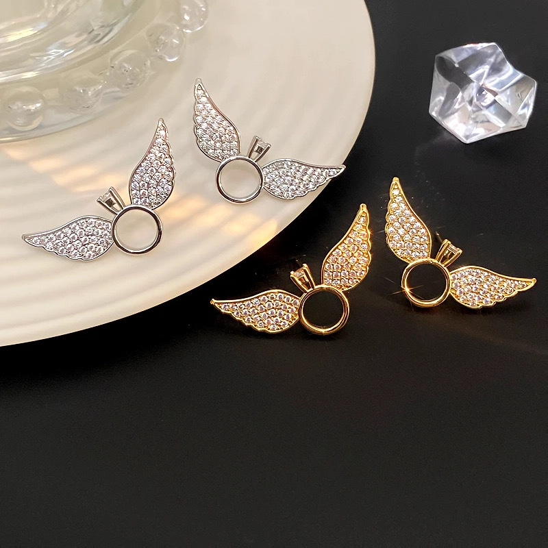 Pendientes De Cobre Con Diamantes Y Castillo