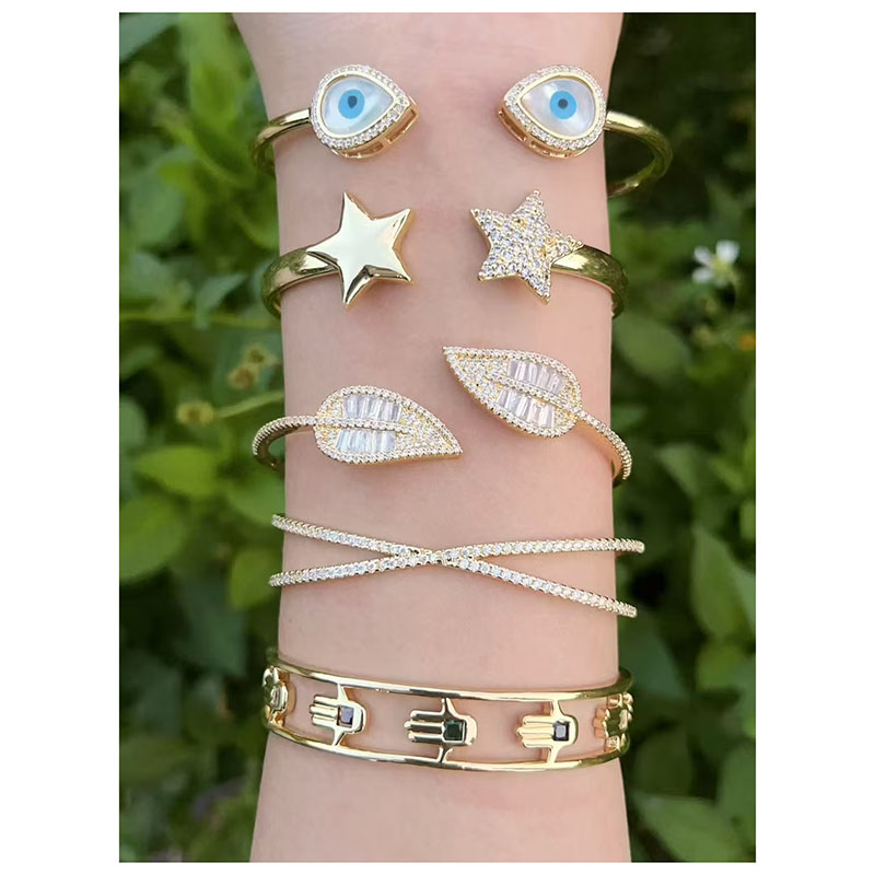 Pulsera De Hoja De Estrella De Cinco Puntas Bañada En Oro Y Cobre Con Ojos De Diamantes