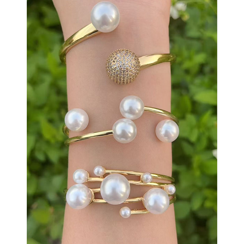 Pulsera Redonda De Perlas Bañada En Oro Y Cobre