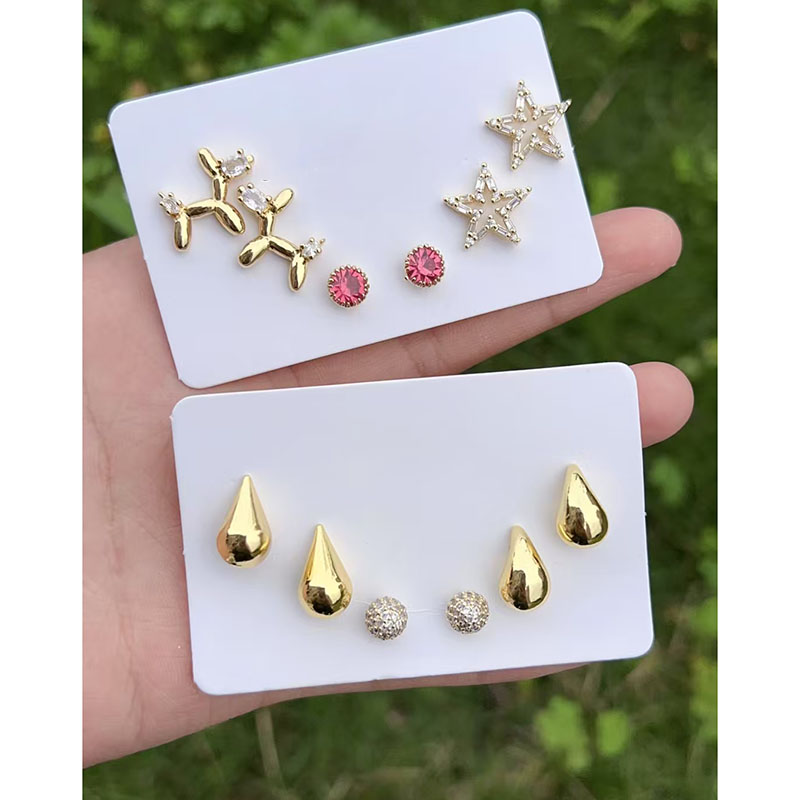 Juego De Pendientes Con Forma De Perro Globo Con Estrella De Cinco Puntas Y Diamantes De Cobre