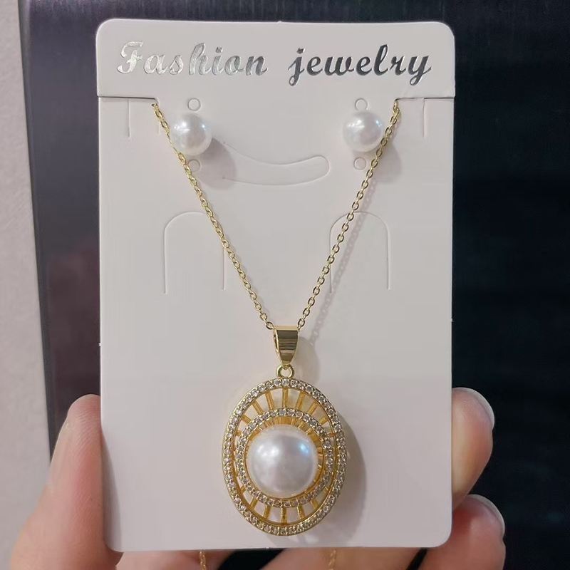 Conjunto De Collar Y Pendientes De Perlas De Cobre Y Diamantes