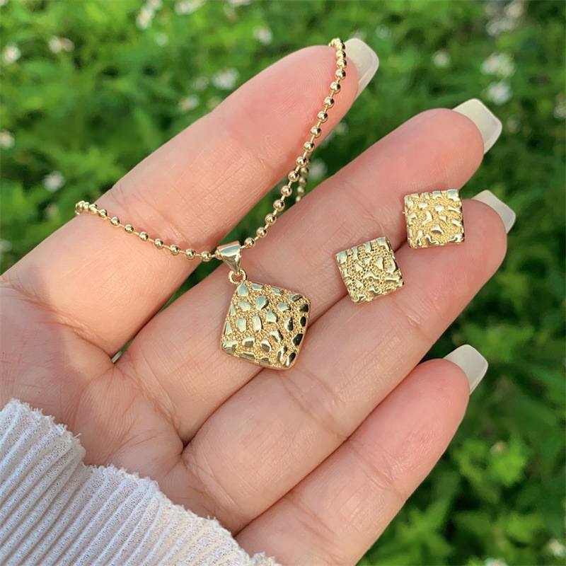 Conjunto De Collar Y Pendientes Con Diamantes Cuadrados De Cobre