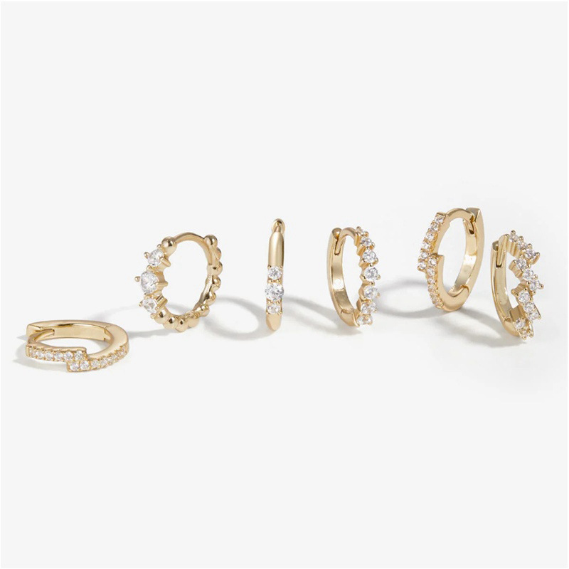 Conjunto De Pendientes Redondos De Cobre Y Circonita