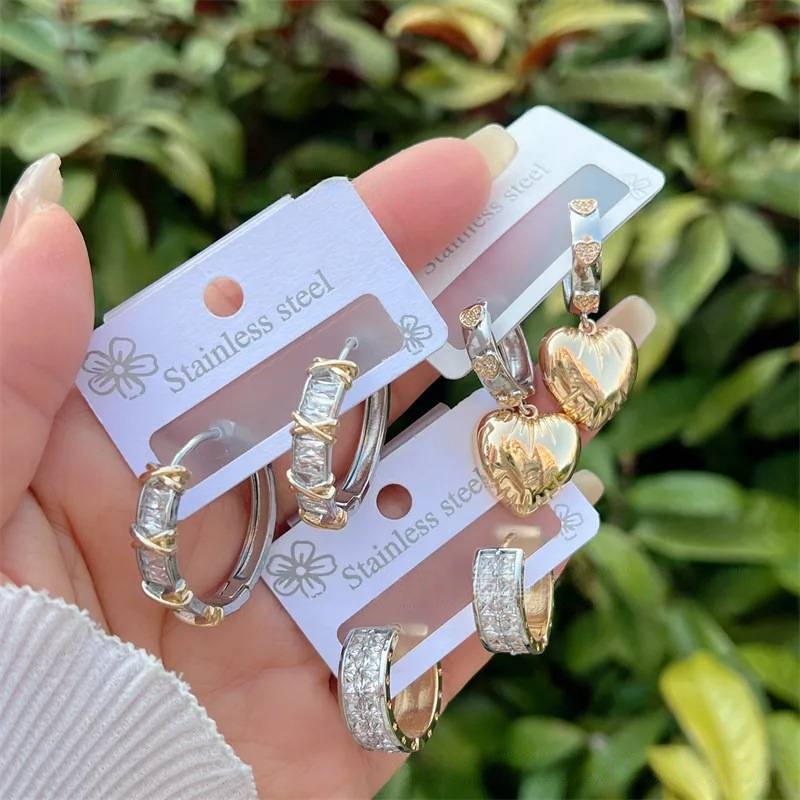 Juego De Pendientes De Corazón Redondo Con Diamantes De Cobre