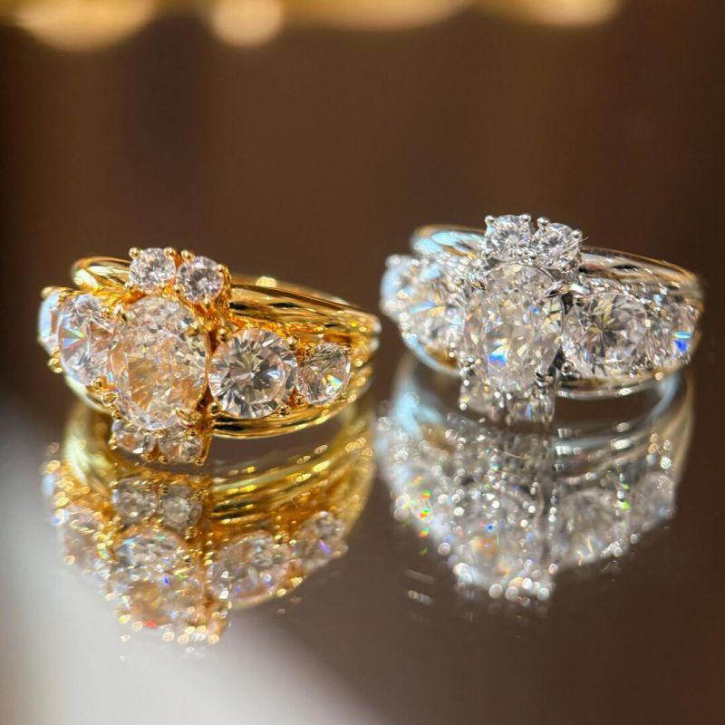 Anillo Ovalado De Cobre Con Diamantes