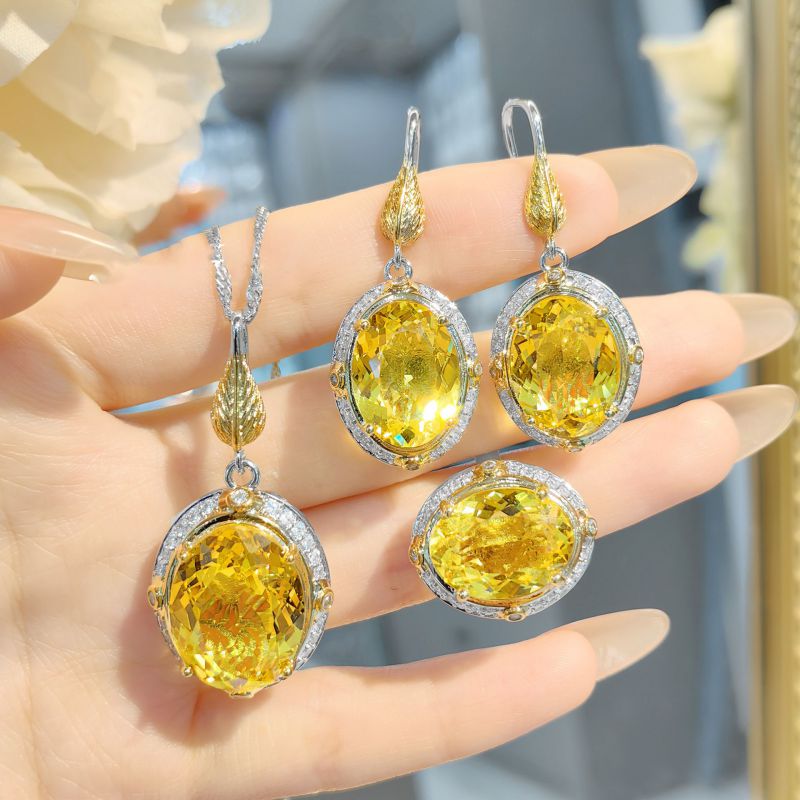 Anillo Ovalado De Cobre Con Diamantes