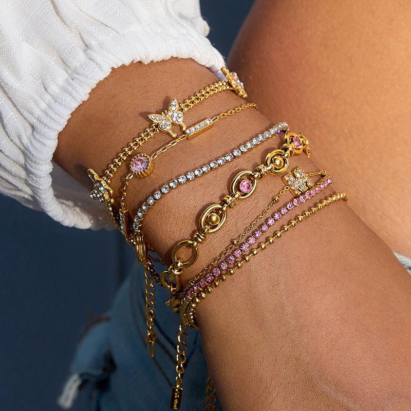 Pulsera Redonda De Acero De Titanio Con Diamantes.
