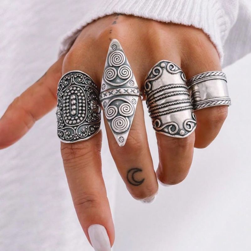 Juego De Anillos Con Textura Tallada