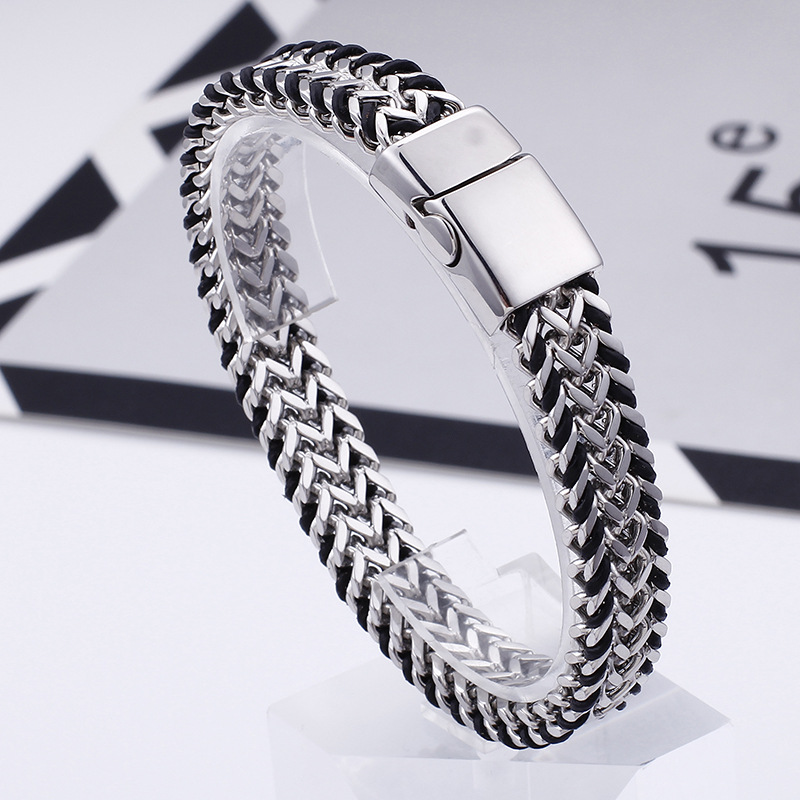 Pulsera De Acero Inoxidable Con Cadena De Quilla Trenzada Para Hombre