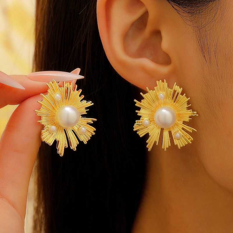 Anillo De Aleación Con Girasol Y Perla