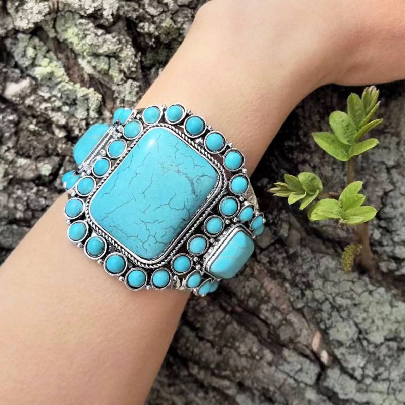 Pulsera De Grava Irregular Con Diamantes Cuadrados