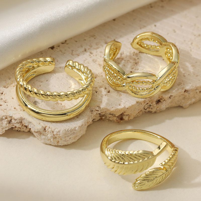 Anillo Abierto Redondo De Cobre Bañado En Oro
