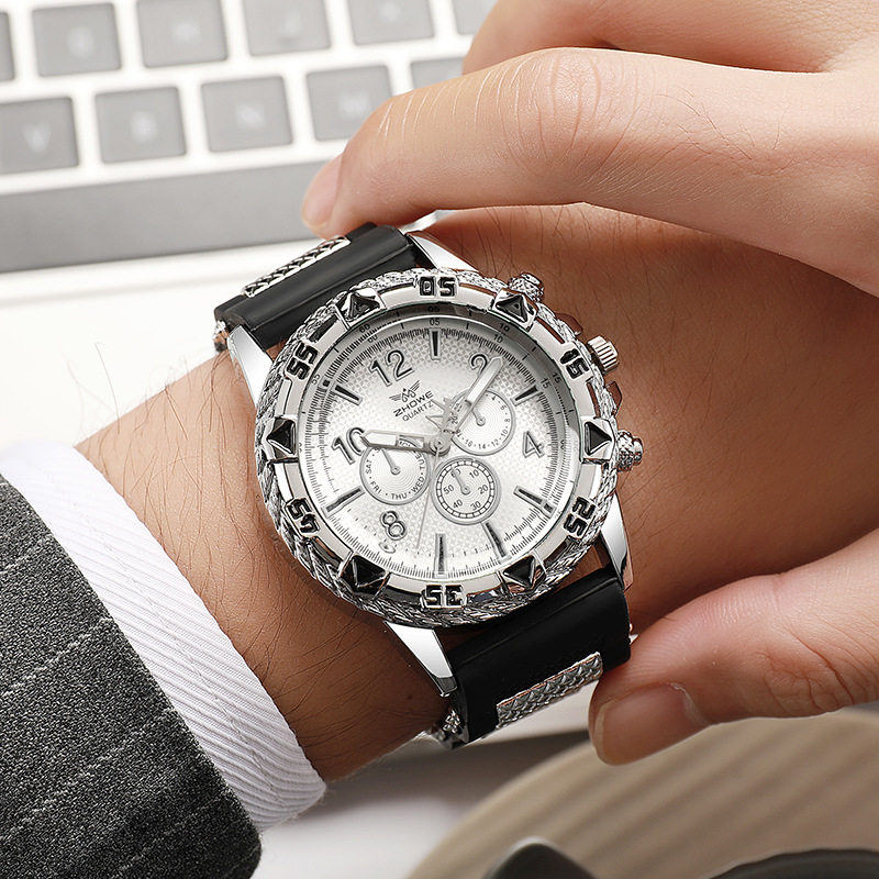 Reloj Redondo De Aleación Para Hombre.