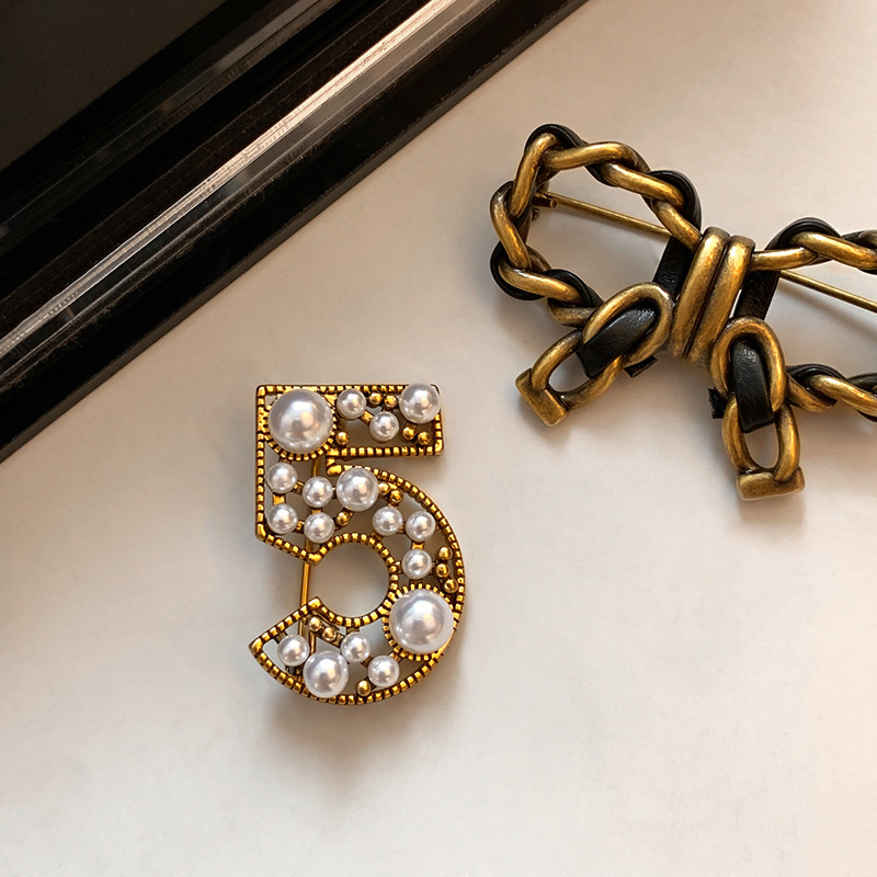 Broche De Lazo De Cobre