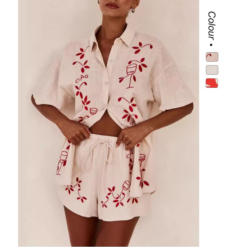 Conjunto De Pantalones Cortos De Manga Corta Con Estampado De Poliéster