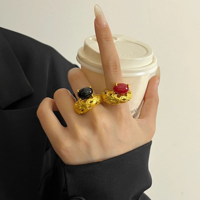 Anillo Redondo De Aleación Con Piedras Preciosas