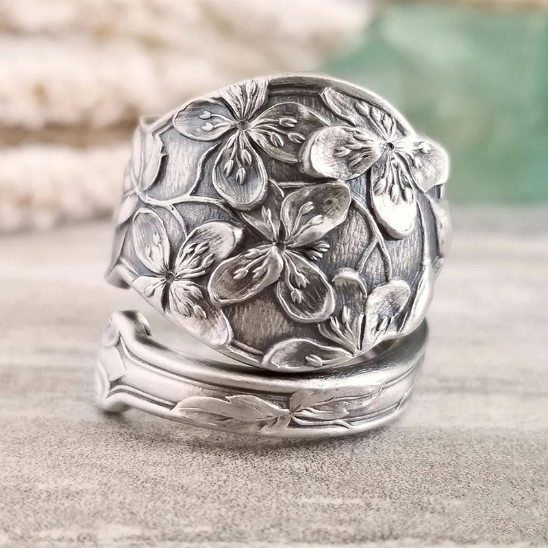 Fashion Silver Alloy Geometric Flower Ring