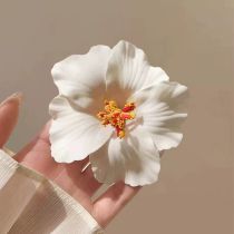 Horquilla De Tela Con Flores De Imitación